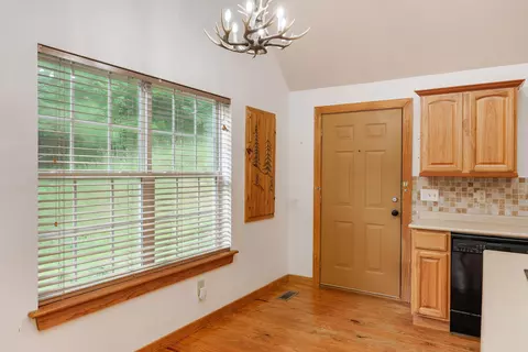 Entry Way - 1441 Sloans Gap Rd, Ocoee, TN 37361 photo 2 of 3