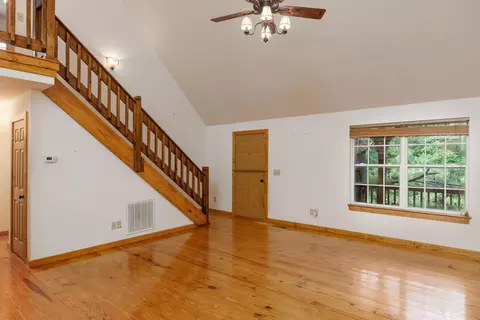 Living - 1441 Sloans Gap Rd, Ocoee, TN 37361 photo 2 of 3
