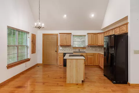 Kitchen - 1441 Sloans Gap Rd, Ocoee, TN 37361 photo 2 of 3