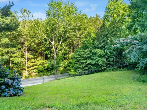 Exterior - 1441 Sloans Gap Rd, Ocoee, TN 37361 photo 5 of 6