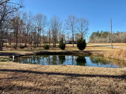 2252 Gizzard Creek Rd, Sequatchie, TN 37374