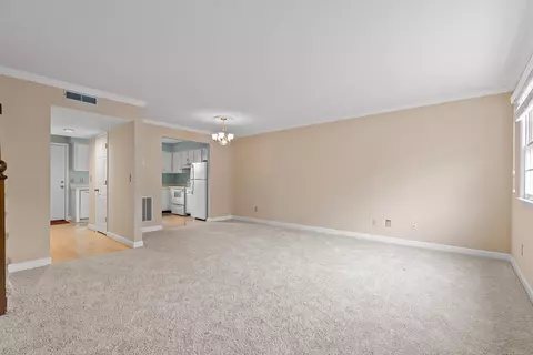 Living - 317 Mcbrien Rd #7, East Ridge, TN 37412 photo 5 of 5