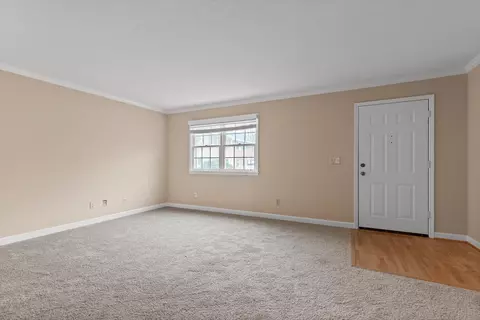 Living - 317 Mcbrien Rd #7, East Ridge, TN 37412 photo 1 of 5
