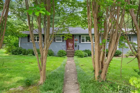 701 Danbury Dr, Signal Mountain, TN 37377