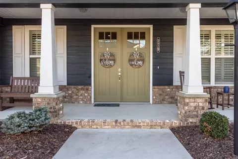 Exterior - 279 Kempton Ln, Dalton, GA 30721 photo 6 of 15