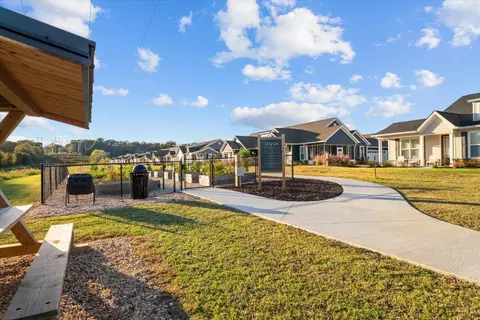 Exterior - 279 Kempton Ln, Dalton, GA 30721 photo 15 of 15