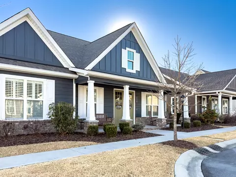 Exterior - 279 Kempton Ln, Dalton, GA 30721 photo 3 of 15