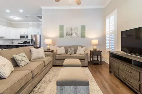 Living - 279 Kempton Ln, Dalton, GA 30721 photo 1 of 1