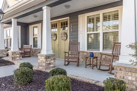 Exterior - 279 Kempton Ln, Dalton, GA 30721 photo 5 of 15