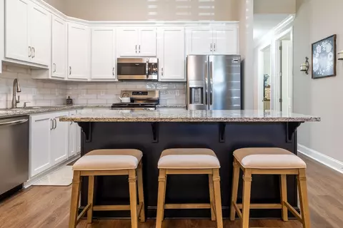 Kitchen - 279 Kempton Ln, Dalton, GA 30721 photo 2 of 5