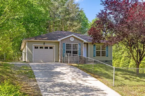 10700 Lonnie Ln, Ooltewah, TN 37363