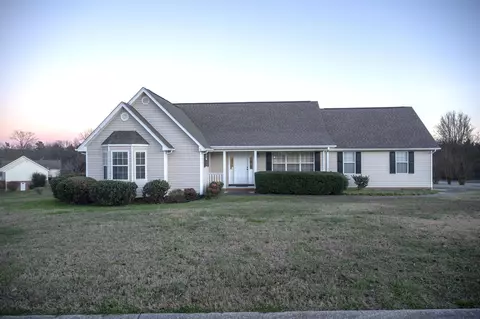 874 Spring Meadows Dr, Ringgold, GA 30736