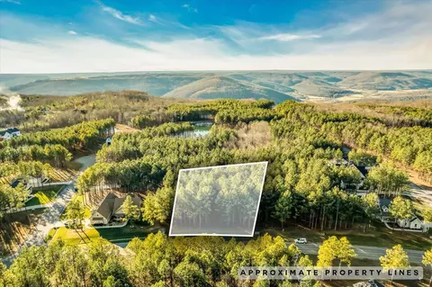 3540 Crockett Pt #JF 308, Jasper, TN 37347