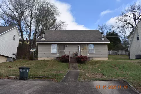 3829 North Ter, Chattanooga, TN 37411