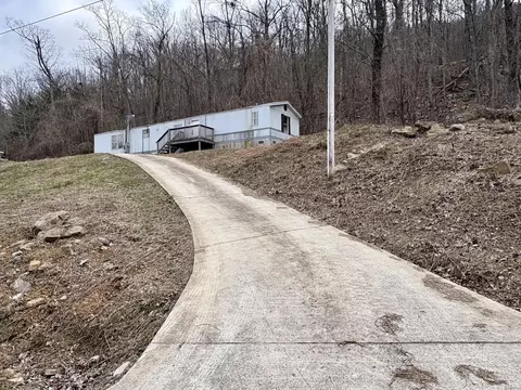 1127 Sussex Rd, Dayton, TN 37321