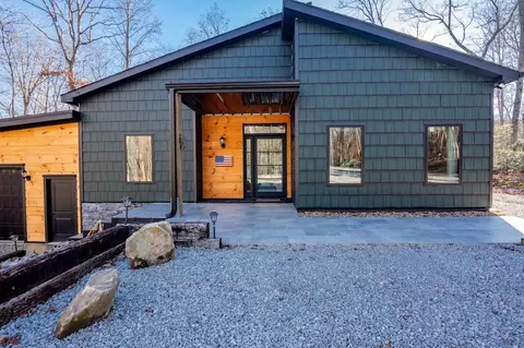 244 Ivy Ln, Pikeville, TN 37367