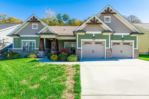 530 Deer Valley Dr, Hixson, TN 37343