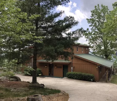 887 Sunset Dr, Rising Fawn, GA 30738