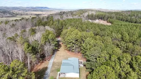 306 Shahan Ln, Lafayette, GA 30728
