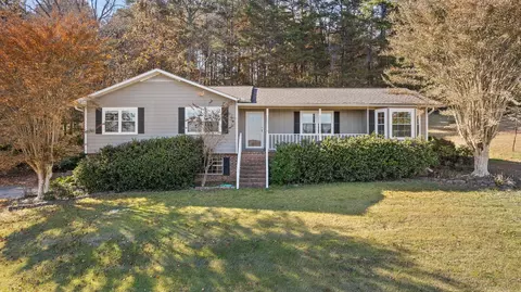 701 Bicentennial Trl, Rock Spring, GA 30739