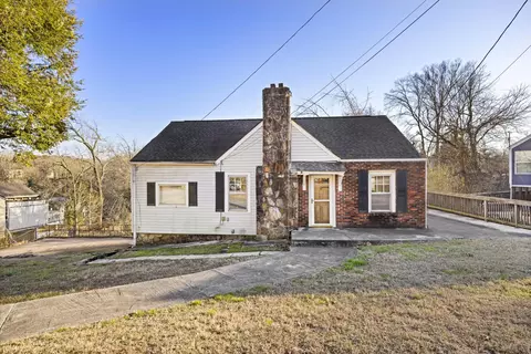 110 Lynda Dr, Chattanooga, TN 37405