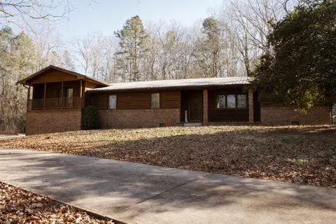 923 S Burnt Mill Rd, Lafayette, GA 30728