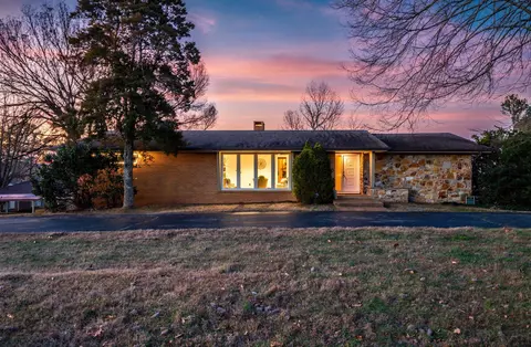 1512 Bunker Hill Dr, Chattanooga, TN 37421
