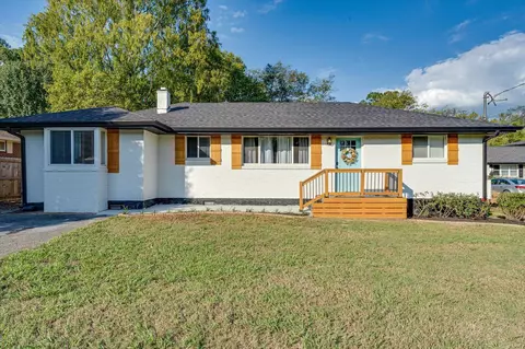 3221 Mountain View Dr, Chattanooga, TN 37419