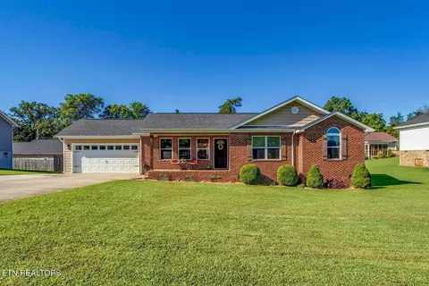 209 Foothills Dr, Dayton, TN 37321