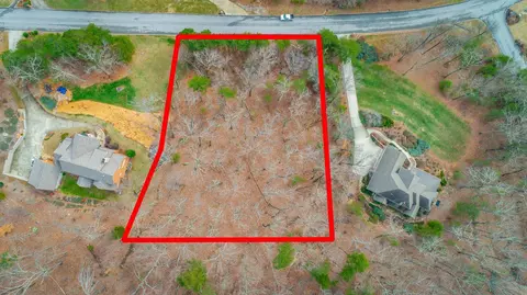 7783 Rocky Ledge Dr, Hixson, TN 37343