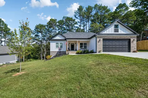 75 Battleview Dr, Ringgold, GA 30736