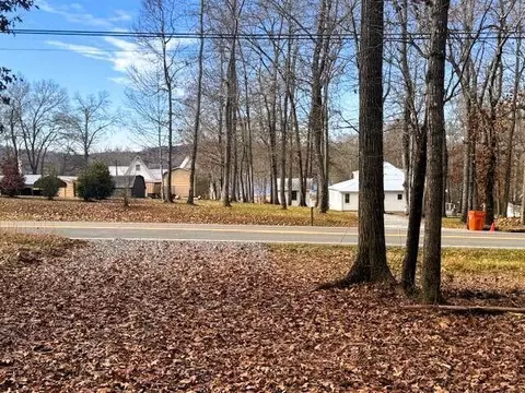 Lakeview 3 Highway 304, Ten Mile, TN 37880