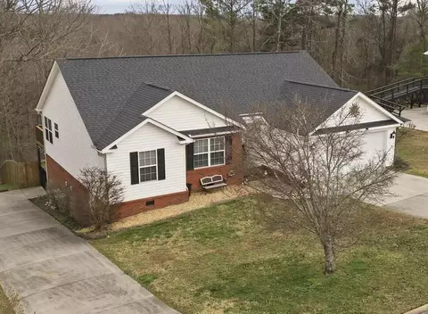 318 Eaglebend Dr, Cohutta, GA 30710