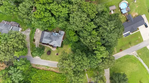 104 Executive Dr, Jasper, TN 37347 photo 5