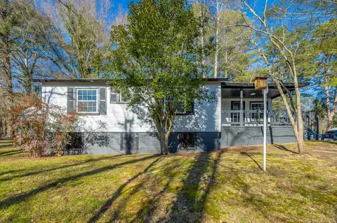 83 Brandon Ln, Rossville, GA 30741