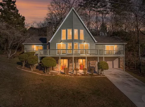 4913 Shoreline Dr, Chattanooga, TN 37416