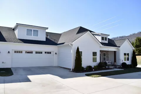3346 Stone Creek Dr, Chattanooga, TN 37405