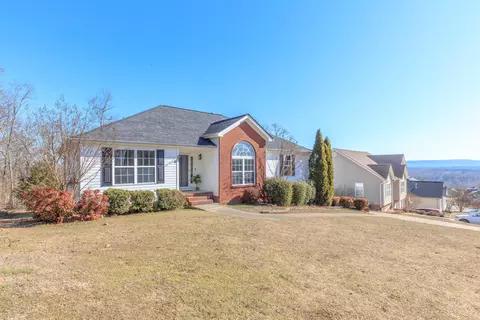 7258 British Rd, Ooltewah, TN 37363
