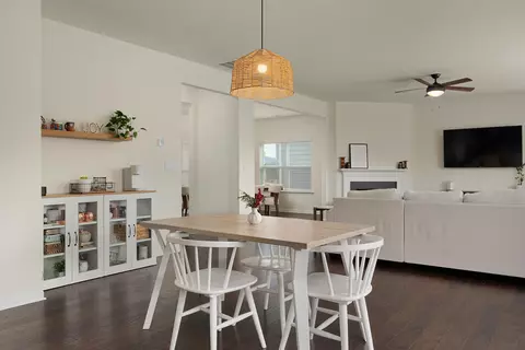 Dining - 8592 Raspberry Way, Ooltewah, TN 37363 photo 2 of 2