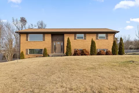 2307 Arroyo Dr, Chattanooga, TN 37421