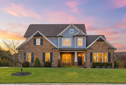 8083 Transom Cir, Ooltewah, TN 37363