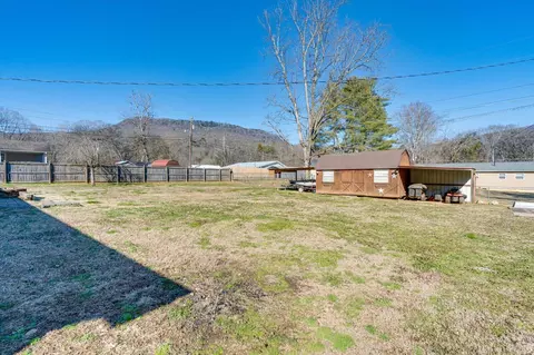 910 Hickory St, Jasper, TN 37347 photo 22