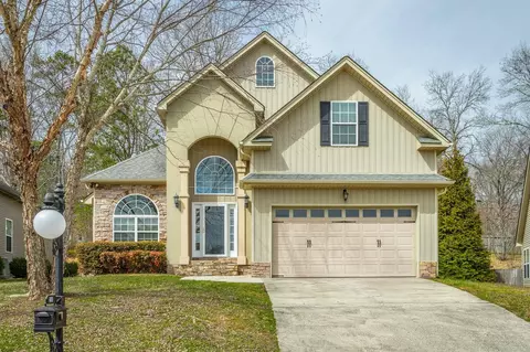 2261 Lake Mist Dr, Chattanooga, TN 37421