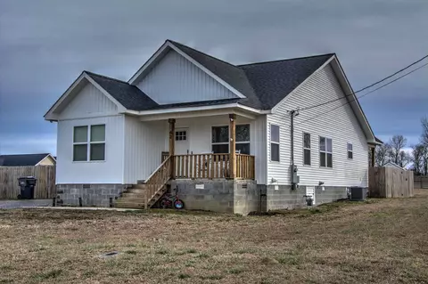 42 Mccurdy Dr, Henagar, AL 35978