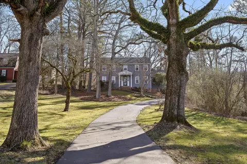 1904 Morris Hill Rd, Chattanooga, TN 37421