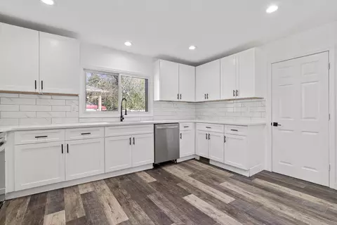 108 Avis Dr, Dalton, GA 30721 photo 9