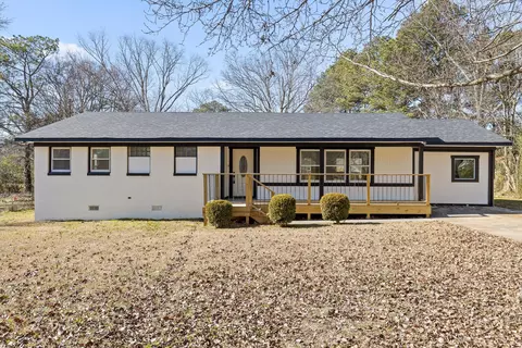 108 Avis Dr, Dalton, GA 30721