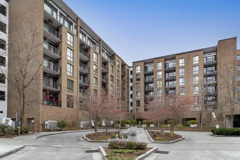 200 Manufacturers Rd #219, Chattanooga, TN 37405