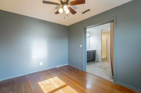 Bedroom - 210 Ruby St, Bridgeport, AL 35740 photo 6 of 6