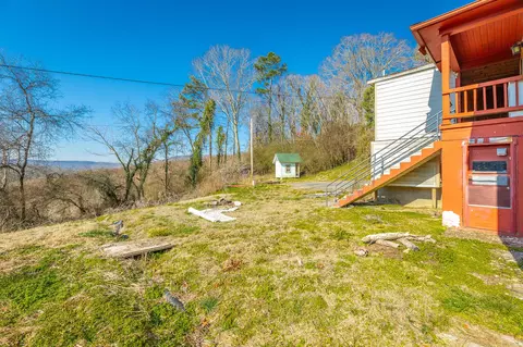 Exterior - 210 Ruby St, Bridgeport, AL 35740 photo 17 of 20